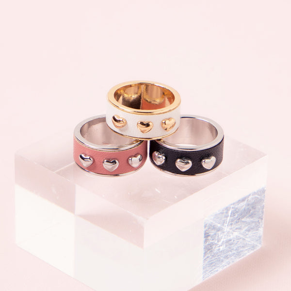 heart studs leather ring
